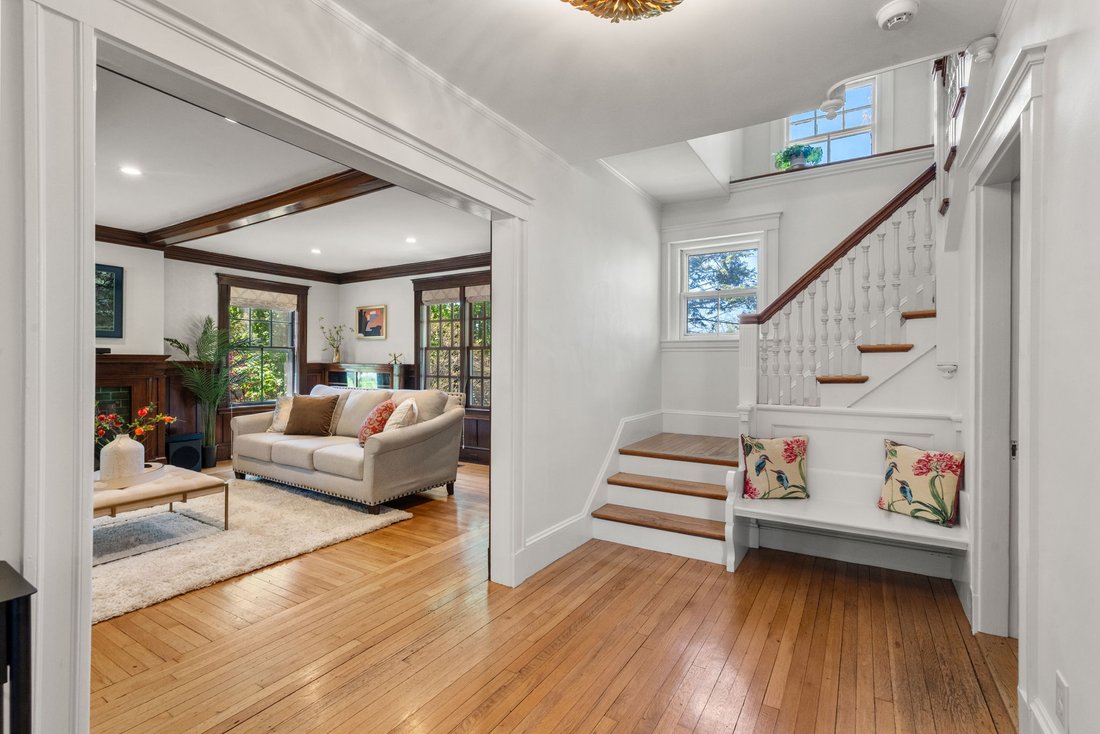 House in Newton, Massachusetts, United States 5 - 18404415