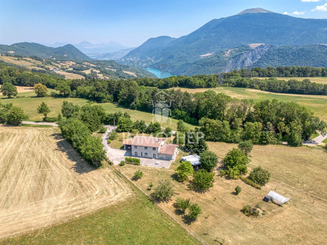 House in Sinard, Auvergne-Rhône-Alpes, France 1 - 18410695
