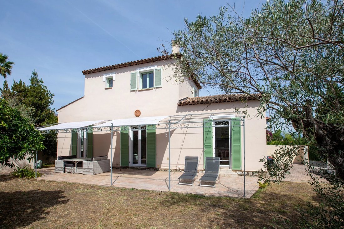 Villa à Antibes, Provence-Alpes-Côte d'Azur, France 1 - 18413862