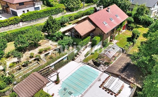 House in Divonne-les-Bains, Auvergne-Rhône-Alpes, France 1