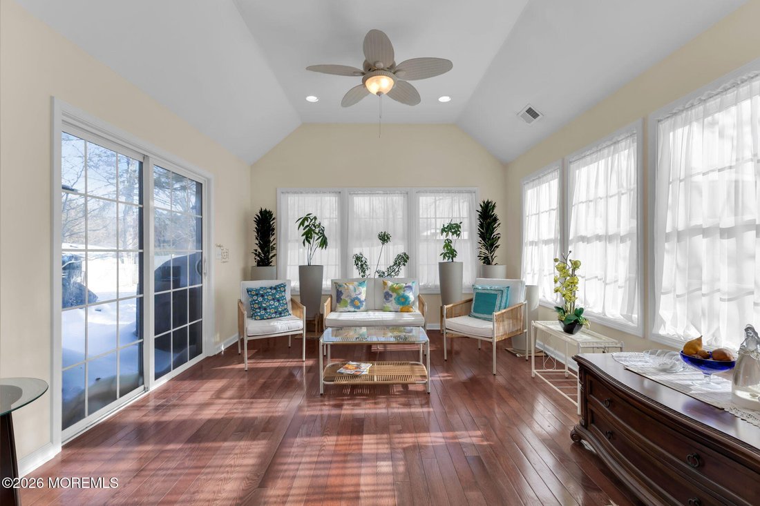 House in Tinton Falls, New Jersey, United States 5 - 18407655