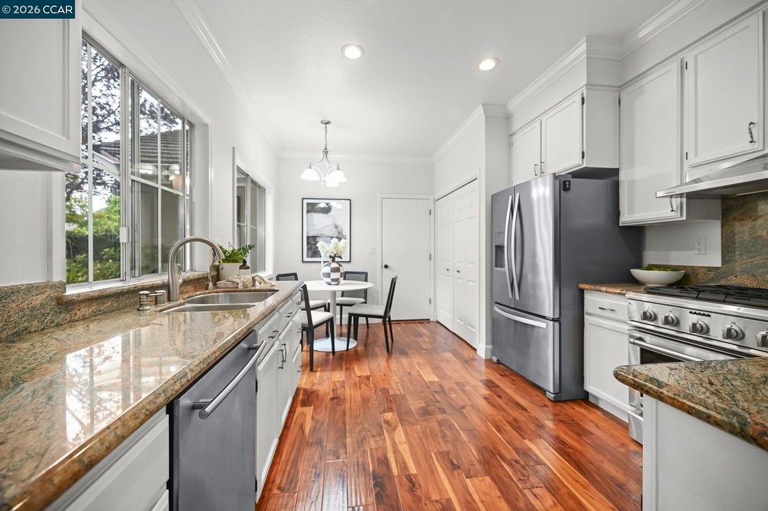 Townhouse in San Ramon, California, United States 3 - 18407422