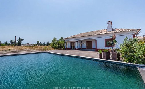 Farm Ranch in Palmela, Setubal, Portugal 1