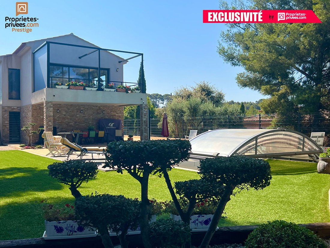 Villa in Avignon, Provence-Alpes-Côte d'Azur, France 1 - 18405610
