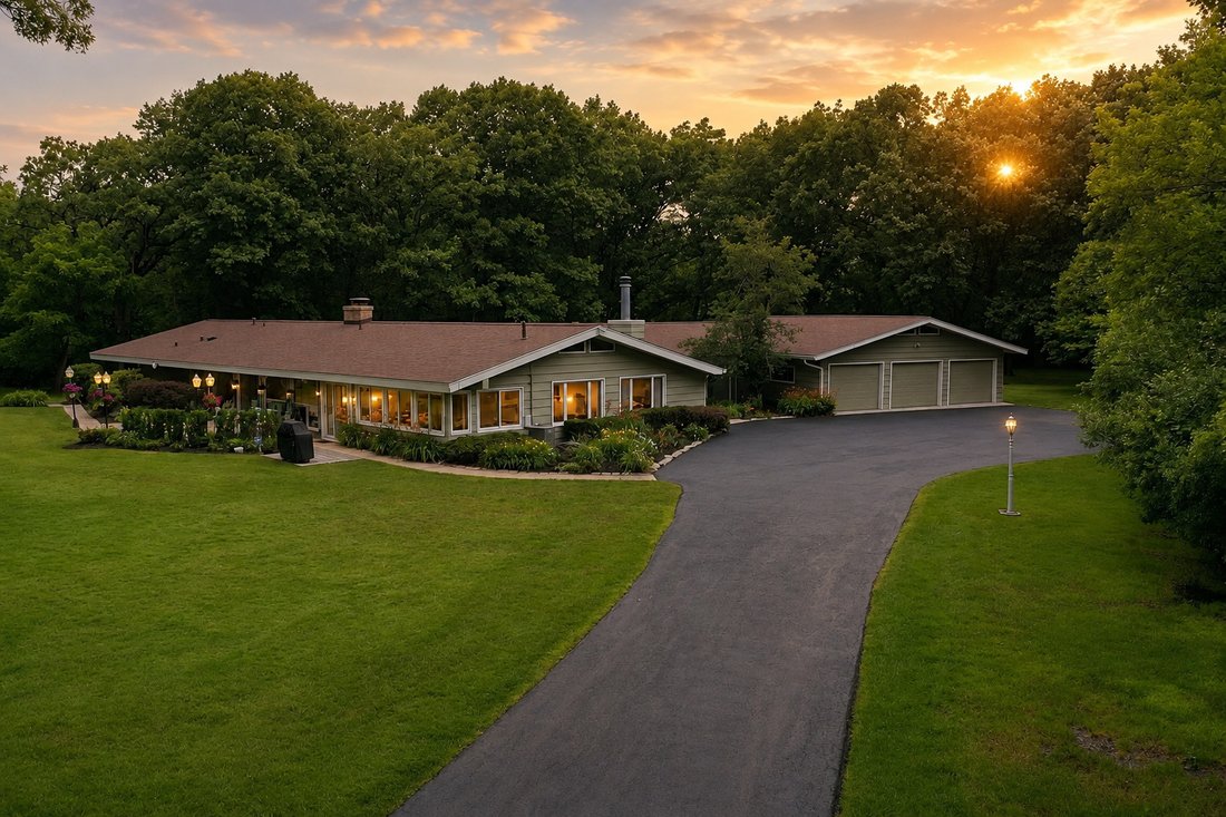 House in Flossmoor, Illinois, United States 1 - 18394667