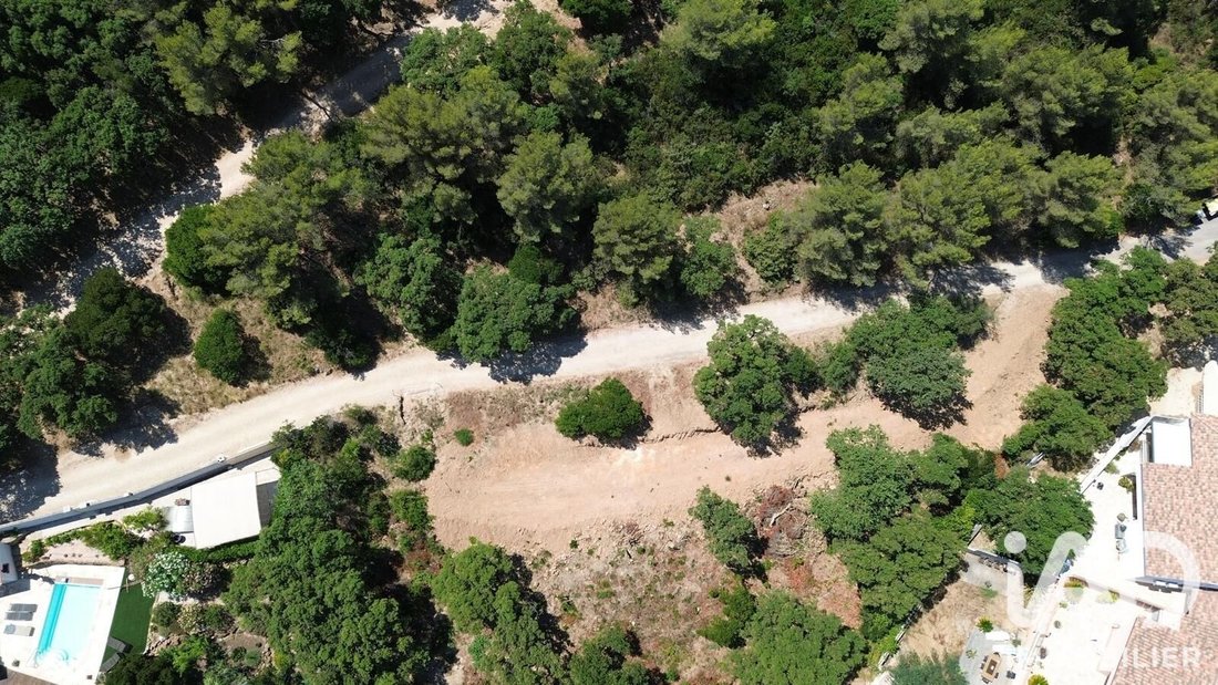 Land in Carqueiranne, Provence-Alpes-Côte d'Azur, France 2 - 18035810