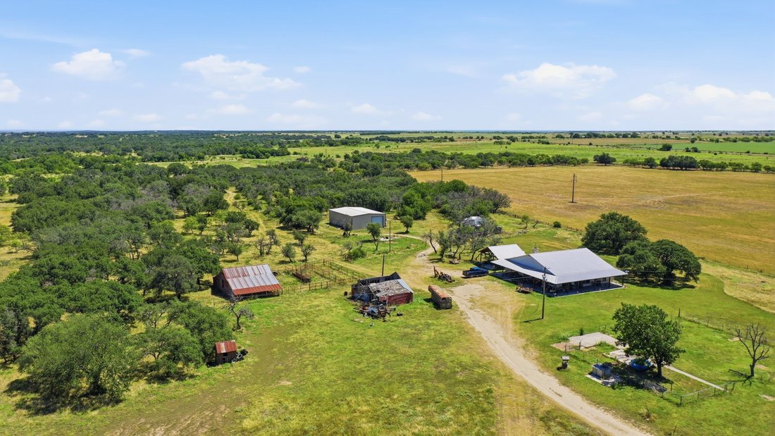 Farm Ranch in Hamilton, Texas, United States 1 - 18408971