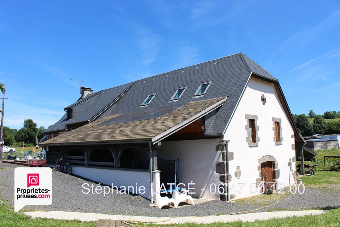 Villa in Saint-Martin-Valmeroux, Auvergne-Rhône-Alpes, France 5 - 18405904