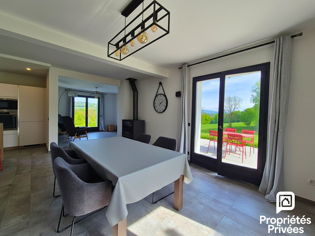 Villa in Savigny, Auvergne-Rhône-Alpes, France 4 - 18405478