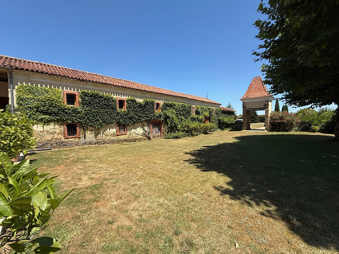 Villa in Villeneuve-de-Marsan, Nouvelle-Aquitaine, France 3 - 18405567