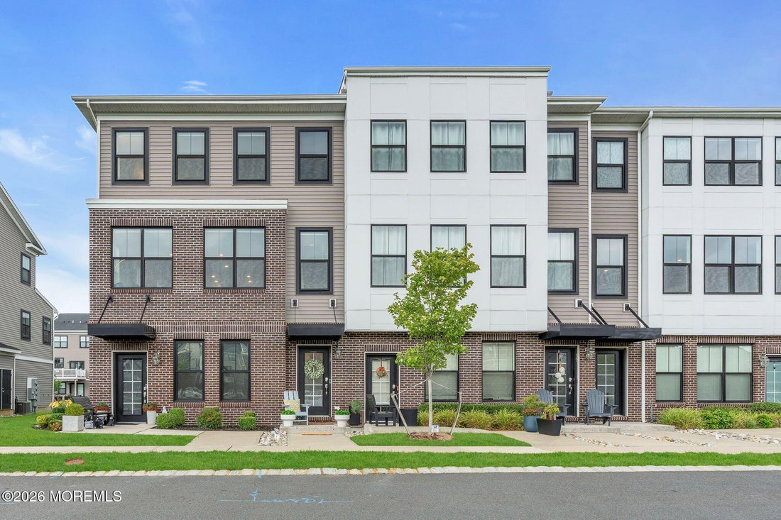 Condo in Tinton Falls, New Jersey, United States 2 - 18407661