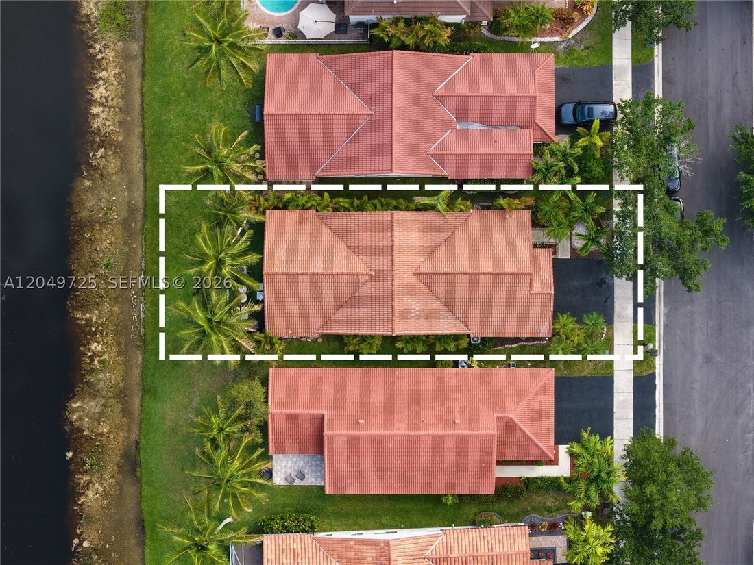 House in Weston, Florida, United States 4 - 18413410
