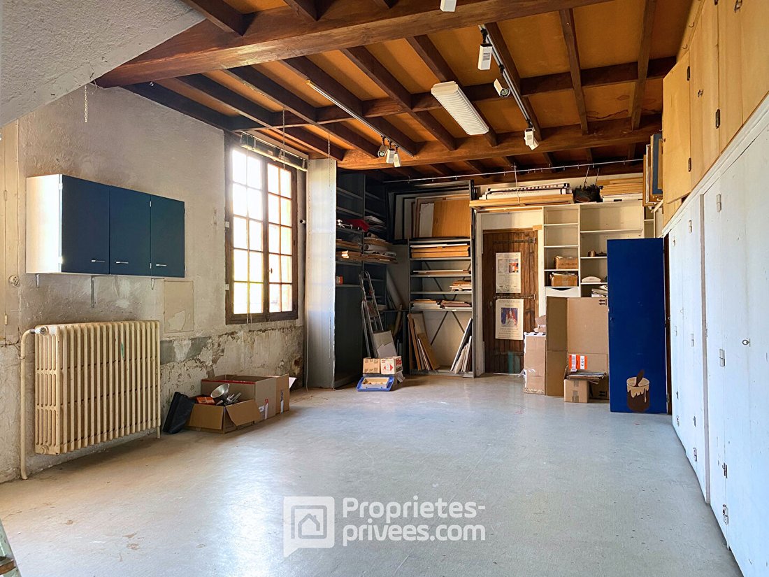 Grammont, Tours, France 5 - 18405786
