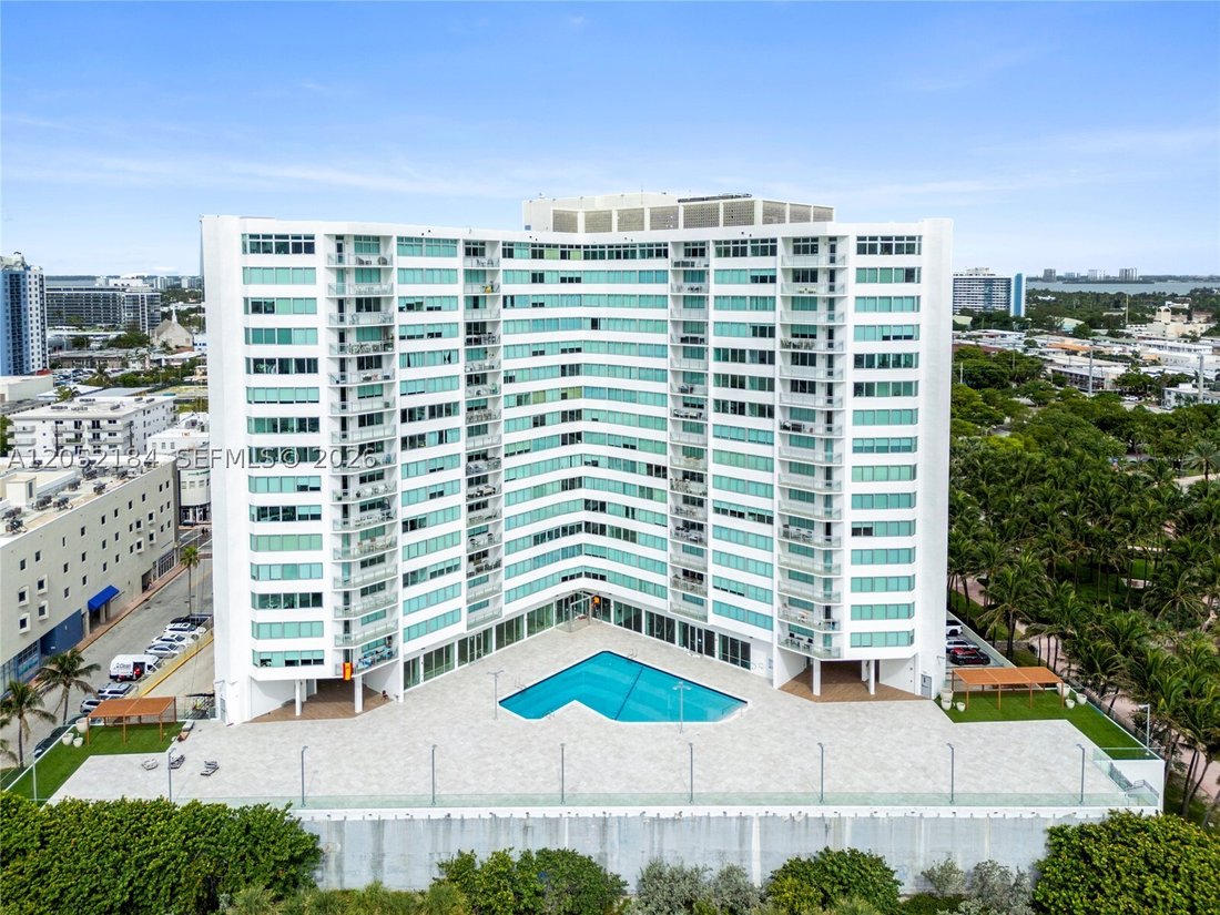 Condo in Miami Beach, Florida, United States 4 - 18416323