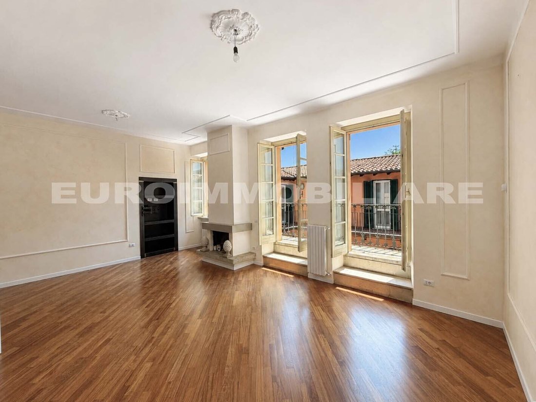 Apartment in Historic Center, Brescia, Lombardy 1 - 17061761