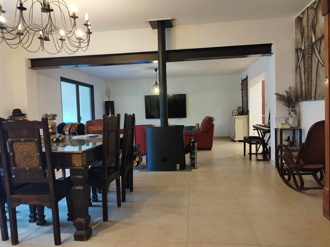 Villa in Arles, Provence-Alpes-Côte d'Azur, France 3 - 18405405