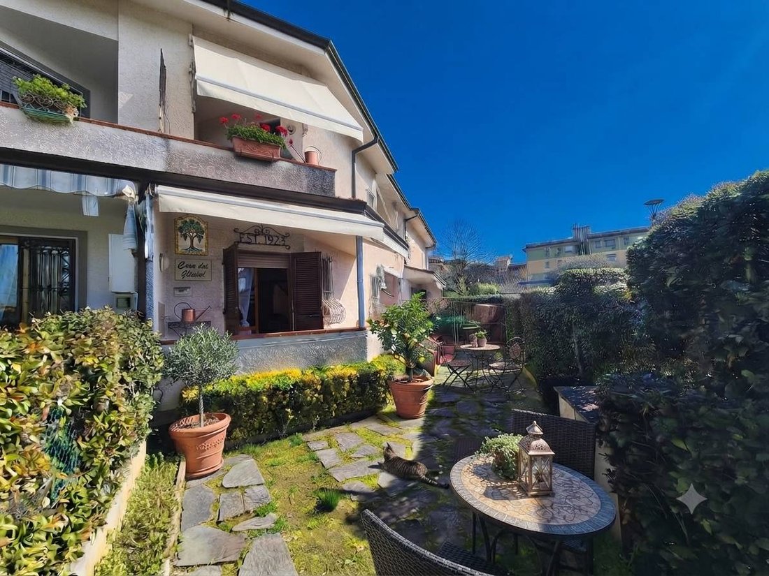 Country House in Tonfano, Pietrasanta, Italy 1 - 17294542