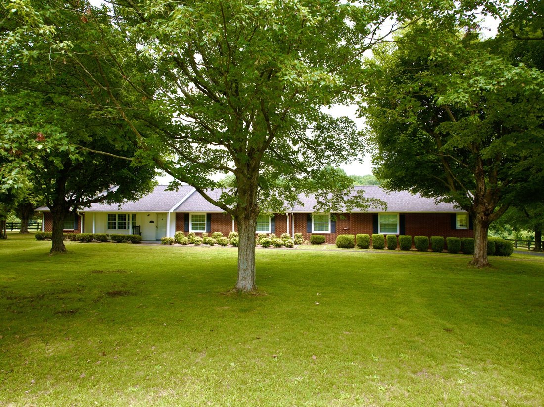 House in Cross Plains, Tennessee, United States 1 - 18408569