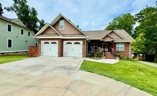 House in Guntersville, Alabama, United States 1