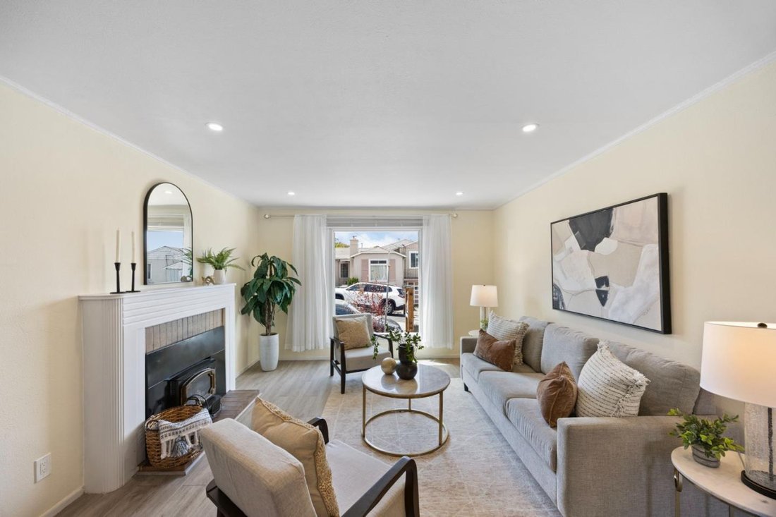 House in Colma, California, United States 2 - 18407632