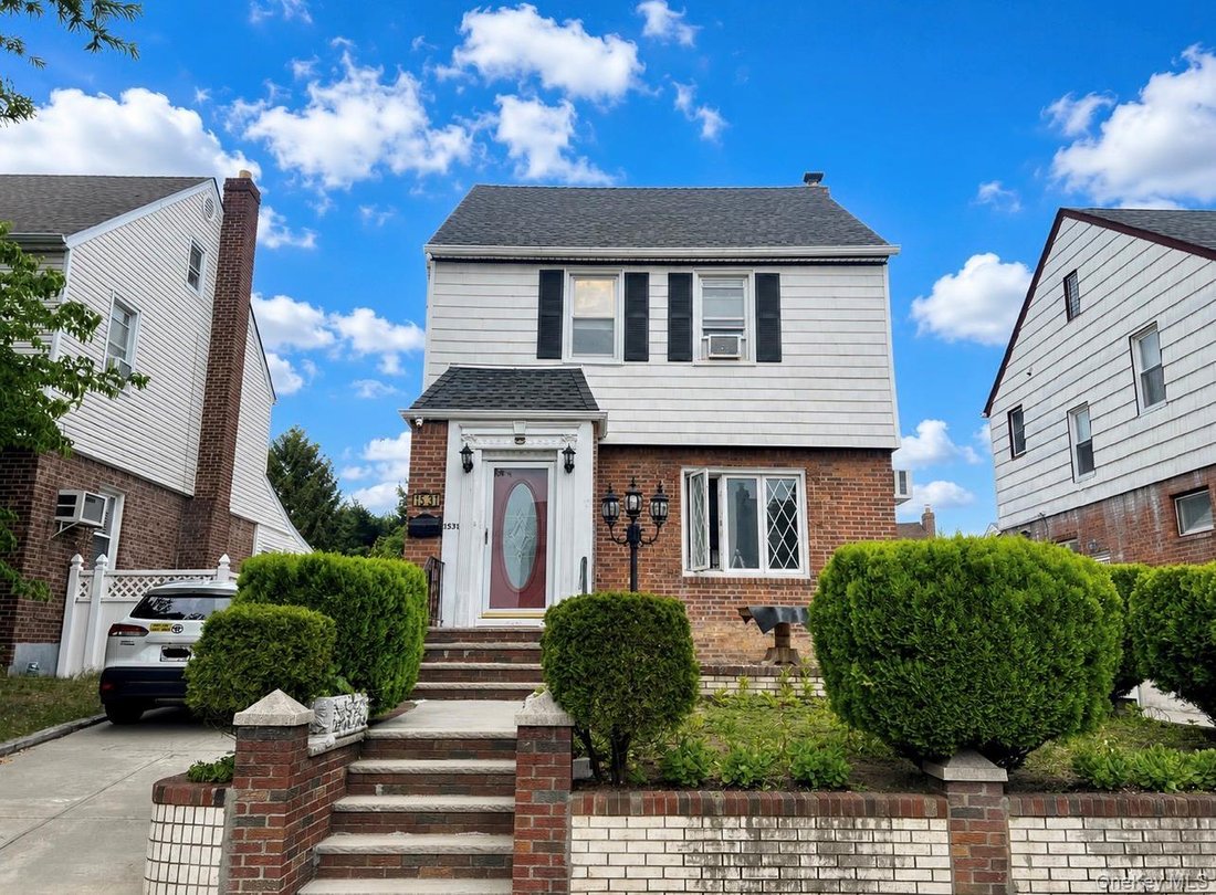 House in New York, New York, United States 1 - 18372967