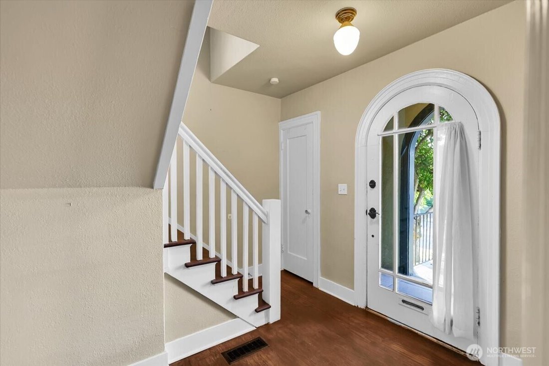 House in Tacoma, Washington, United States 5 - 18418614
