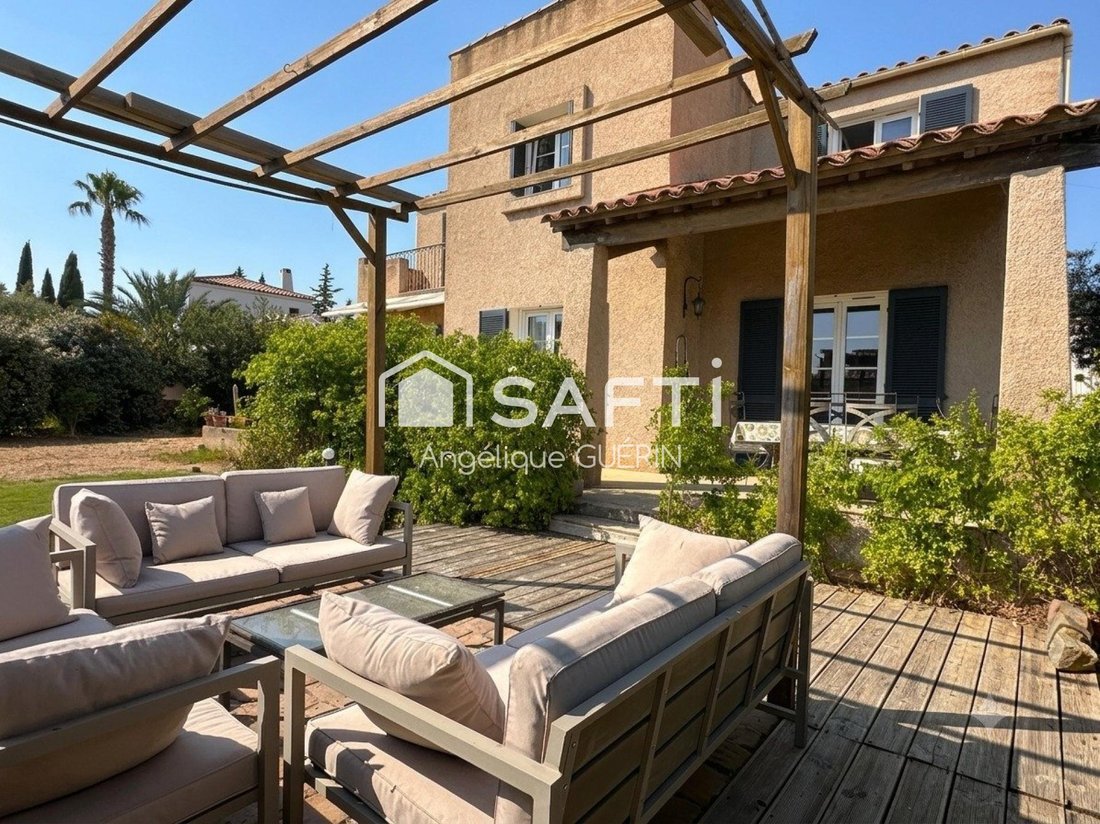 House in French Riviera, Provence-Alpes-Côte d'Azur, France 1 - 18412903