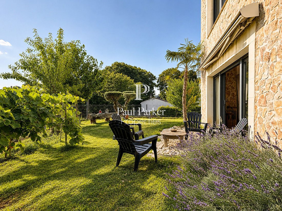 Villa in Floirac, Nouvelle-Aquitaine, France 5 - 17943035