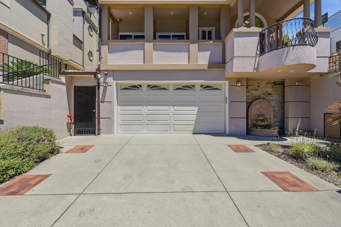 House in Oakland, California, United States 4 - 18407408