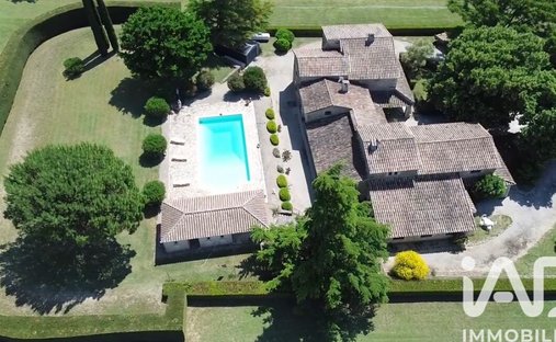 House in La Begude-de-Mazenc, Auvergne-Rhône-Alpes, France 1