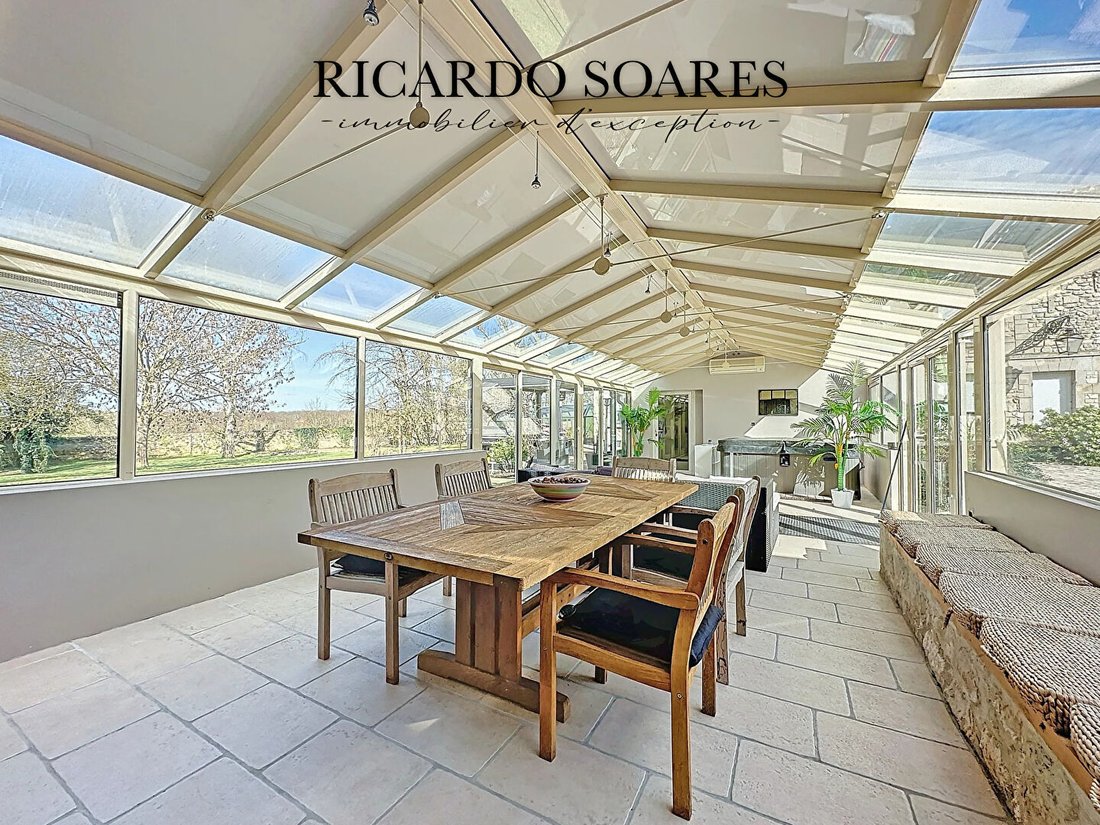 Villa in Senlis, Hauts-de-France, France 2 - 18405362