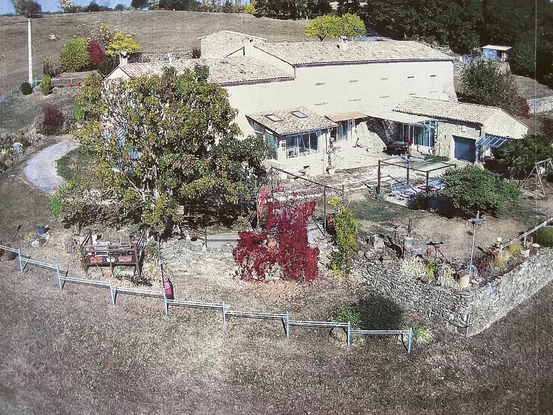 House in Le Poet-Celard, Auvergne-Rhône-Alpes, France 4 - 18412887