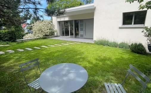 House in Gressets-Centre-Garenne-Bechevet, La Celle-Saint-Cloud, France 1