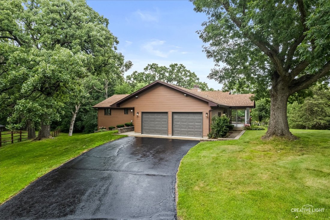House in Spring Grove, Illinois, United States 3 - 18408399