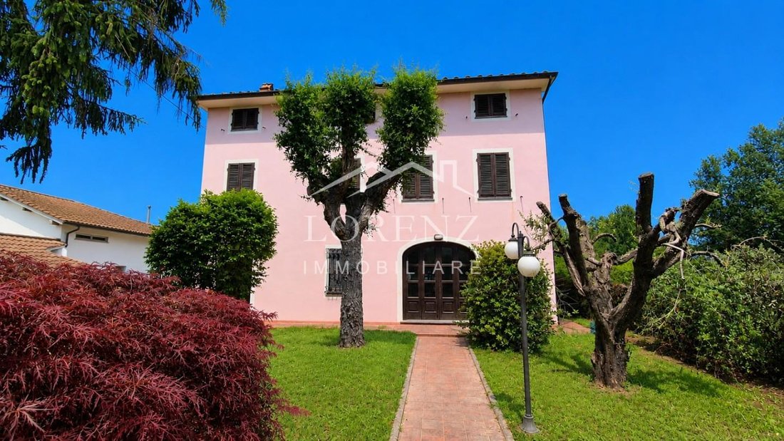 Villa in Area Monte San Quirico - Sant'Alessio, Lucca, Tuscany 1 - 18407057
