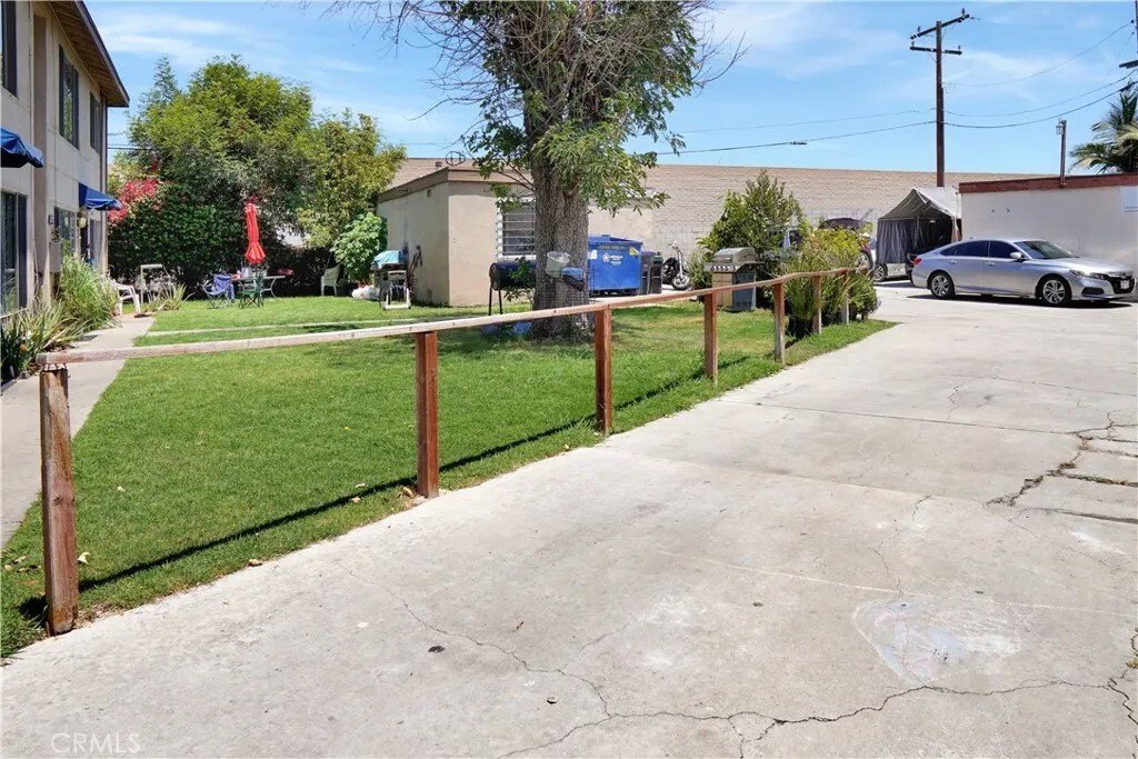 Orange, California, United States 5 - 18408354