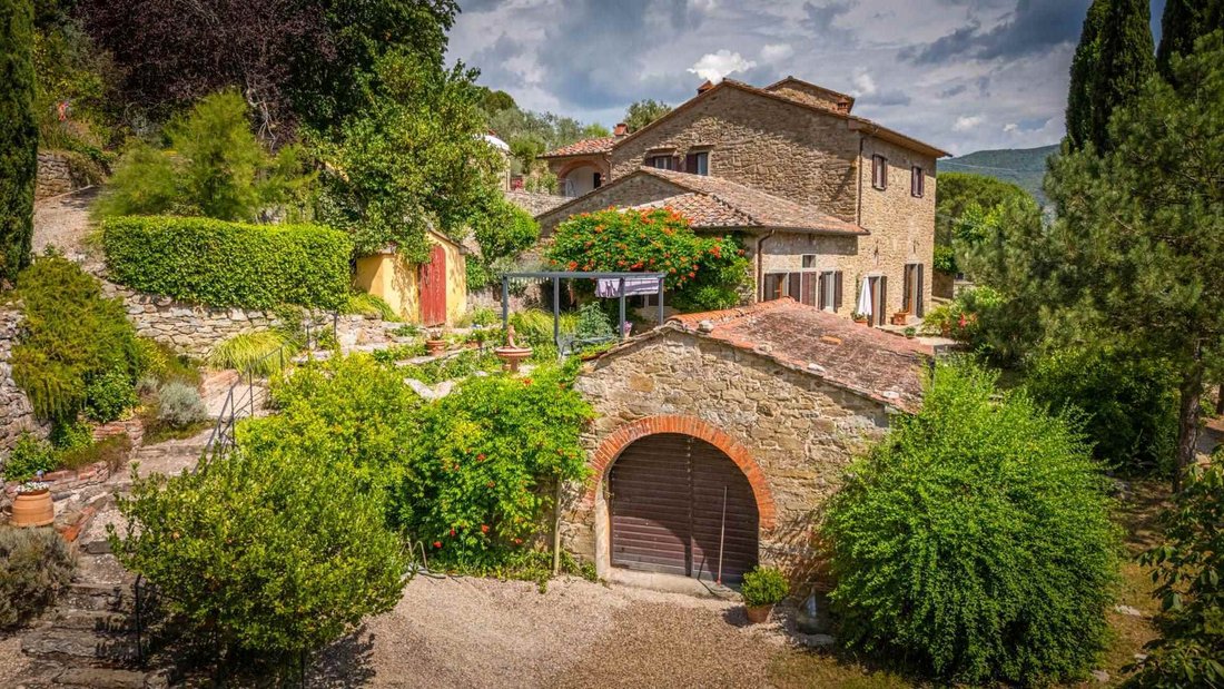 Country House in Castiglion Fiorentino, Tuscany, Italy 3 - 18409385