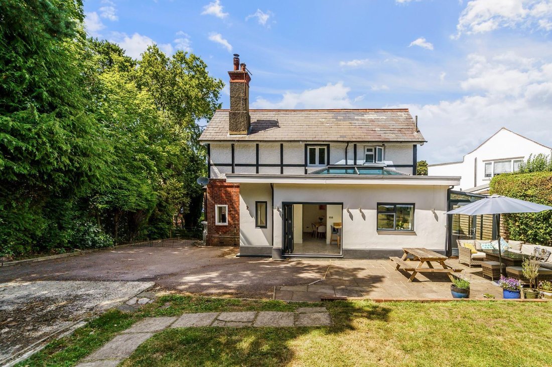 Haus in Walton on the Hill, Reigate and Banstead, England 1 - 18407108