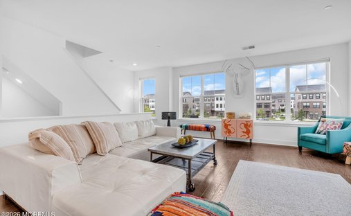 Condo in Tinton Falls, New Jersey, United States 1
