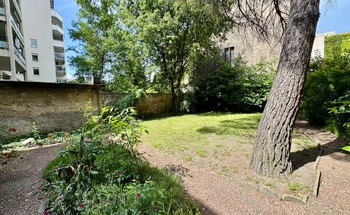 Villa in Ferrandière Maisons-Neuves, Villeurbanne, France 1