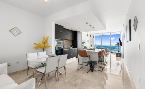 Condo in Miami, Florida, United States 1
