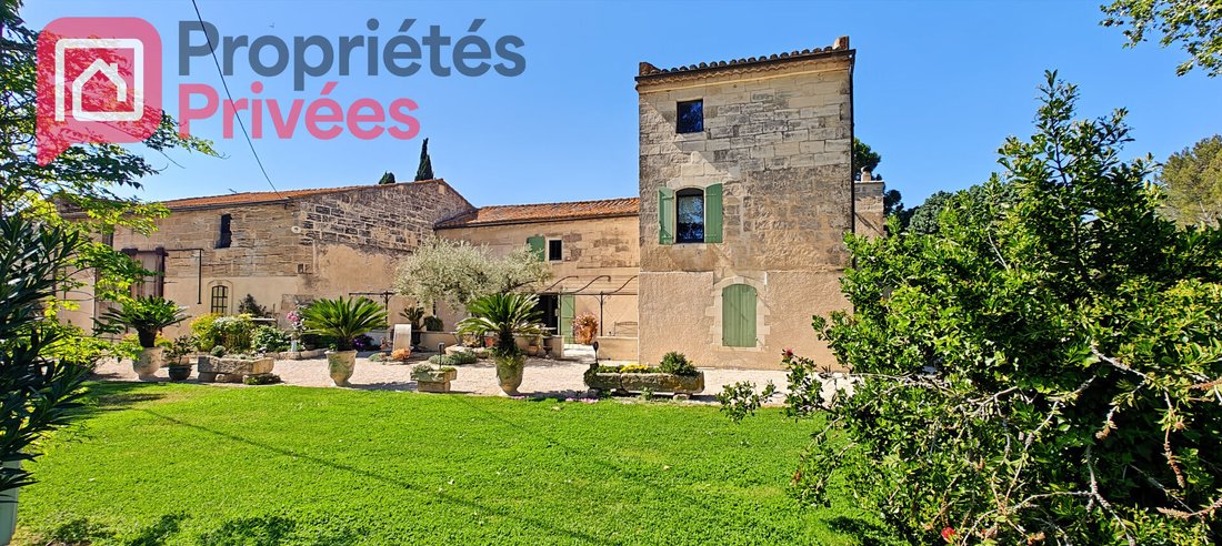 Villa in Arles, Provence-Alpes-Côte d'Azur, France 3 - 18405250
