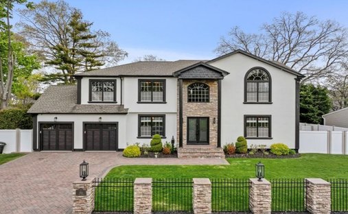 House in Lindenhurst, New York, United States 1
