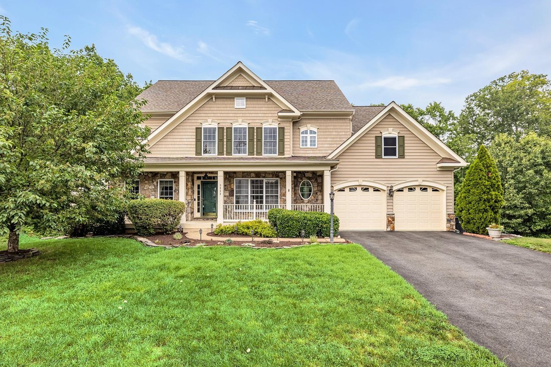 House in Triangle, Virginia, United States 1 - 18404416