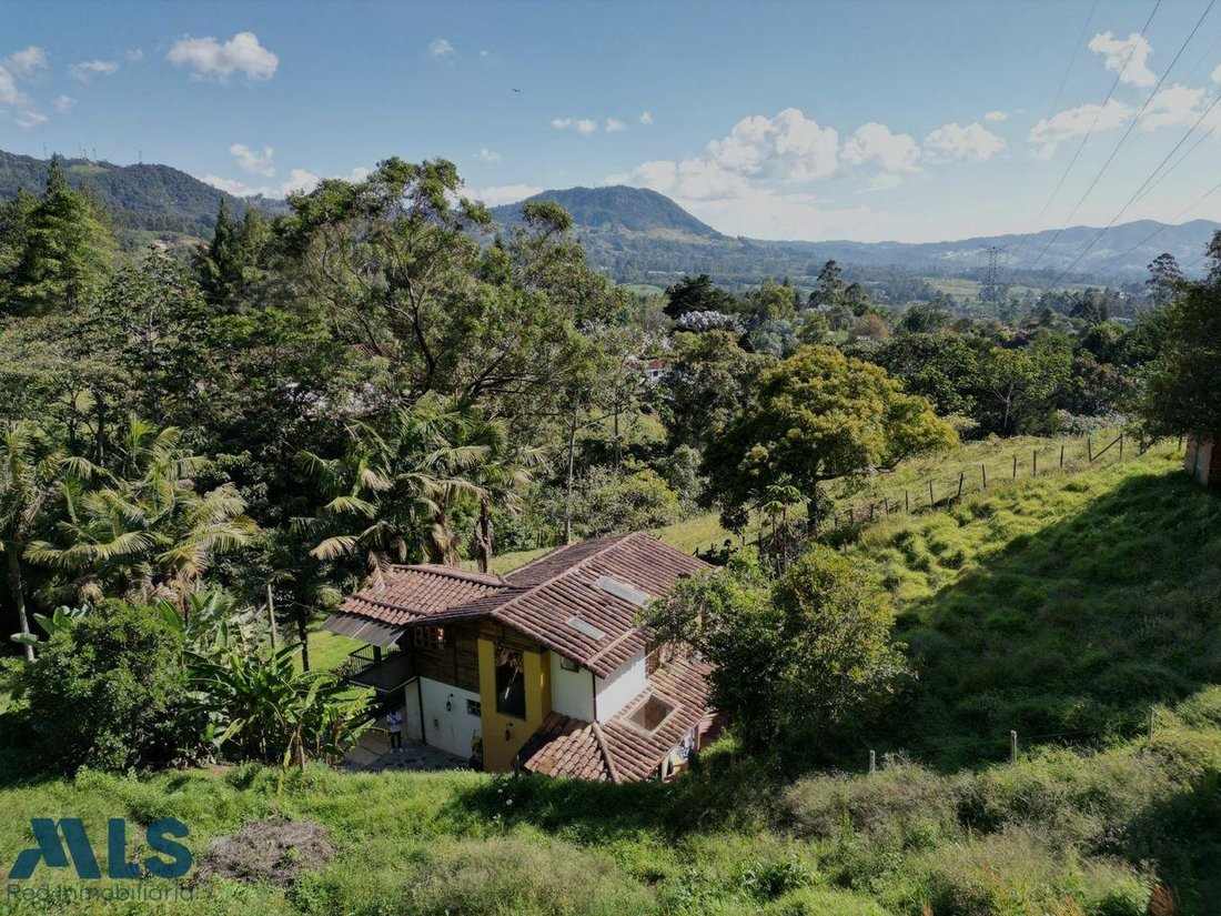 Finca in La Ceja, Colombia 3 - 18404168
