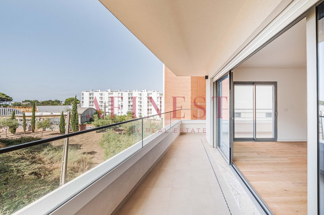 Apartment in Seixal, Arrentela e Aldeia de Paio Pires, Setubal, Portugal 1 - 18302671