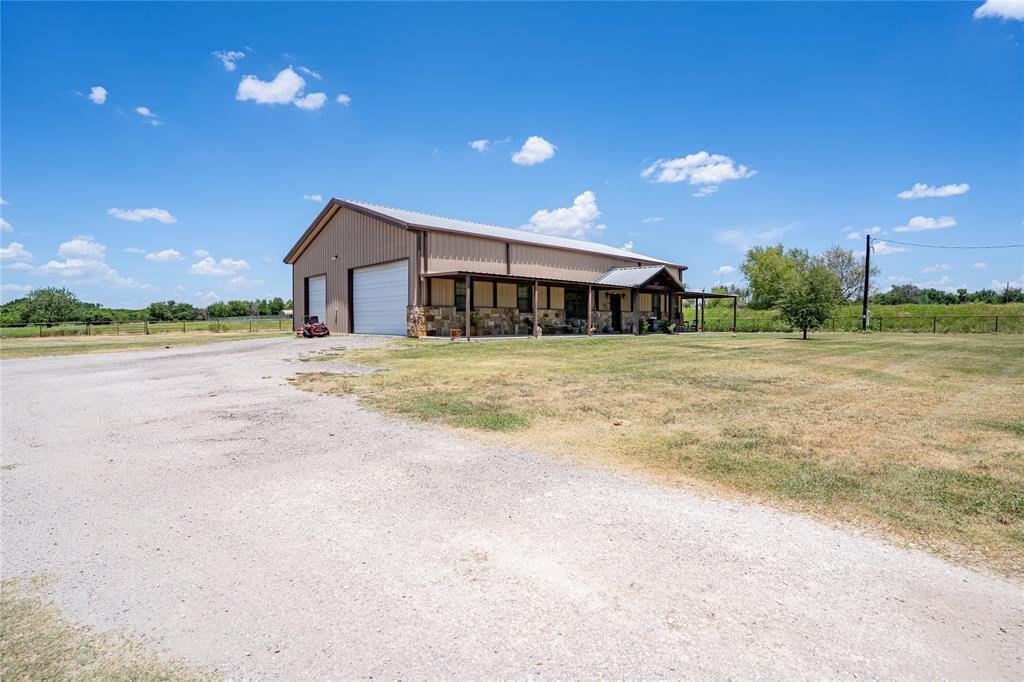 Farm Ranch in Godley, Texas, United States 4 - 18404195