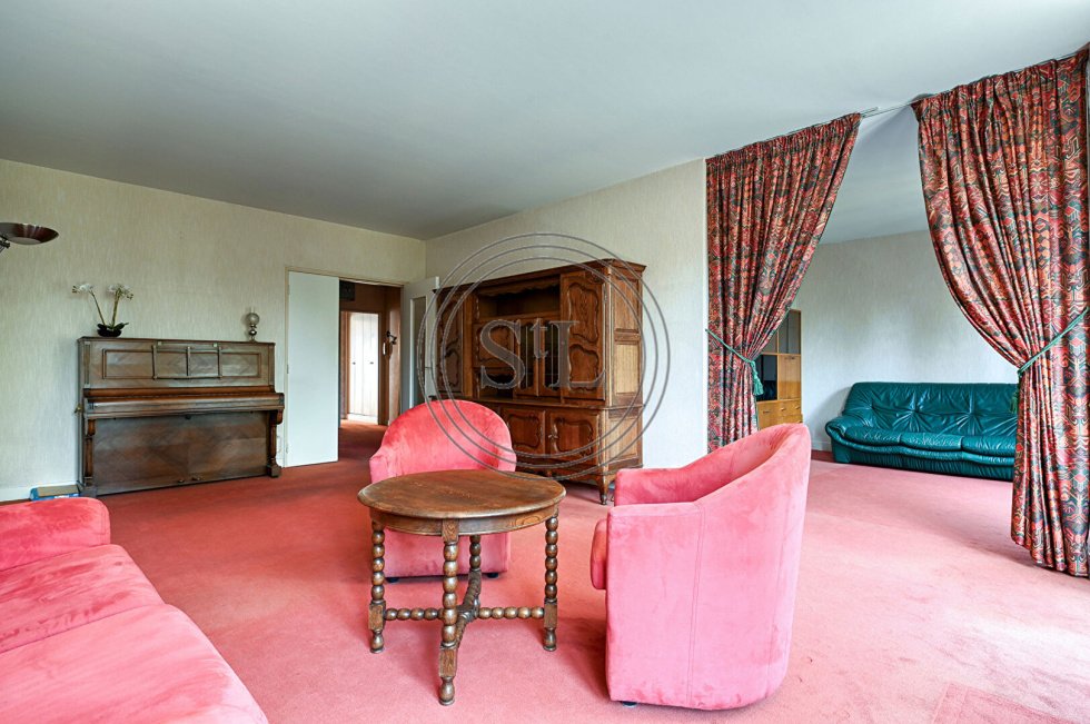 Apartment in Domaine National du Château, Versailles, France 4 - 18416436