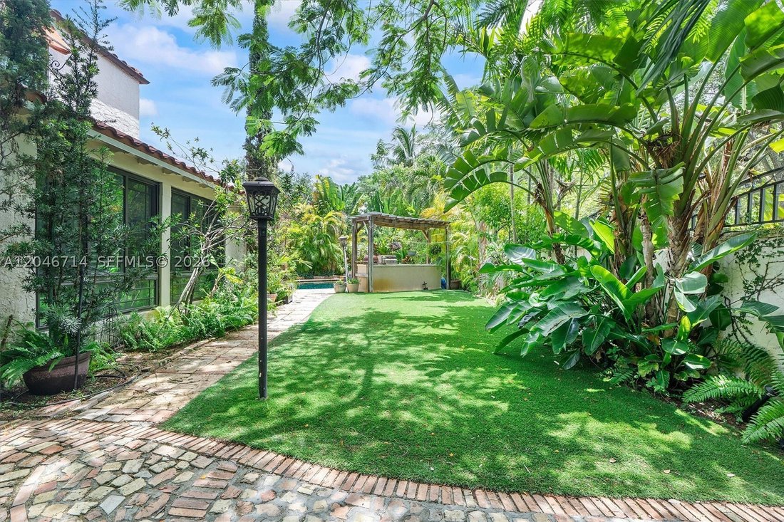 House in Miami, Florida, United States 4 - 18330658