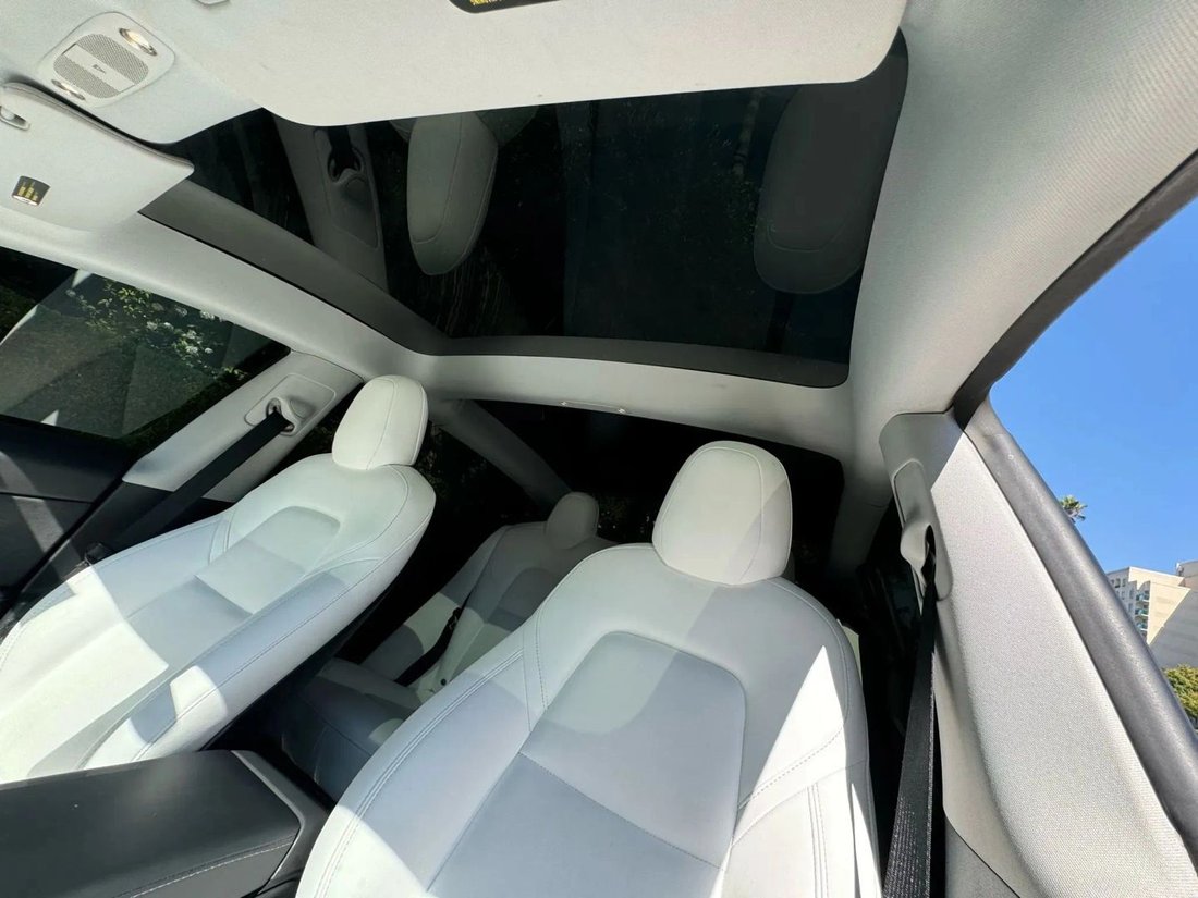 Sedan in Riverside, CA, United States 5 - 18412228